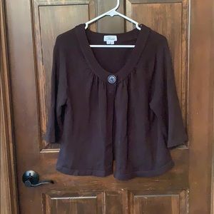 Brown 3/4 sleeve sweater